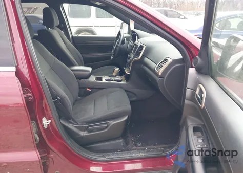 2017 Jeep Grand Cherokee Laredo 4X4 z USA, uszkodzony, nr VIN 1C4RJFAG4HC667425